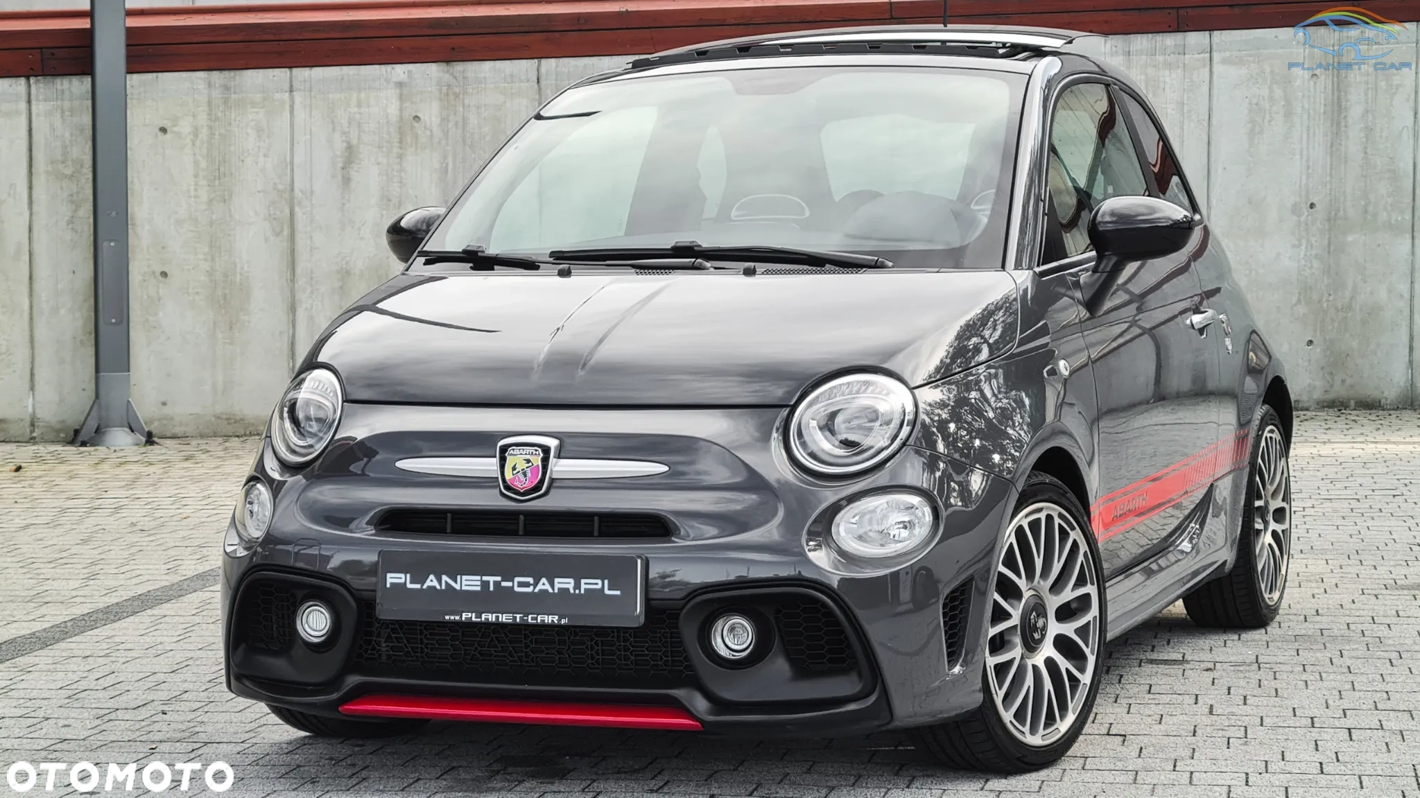 Abarth 500 595 - PlanetCar