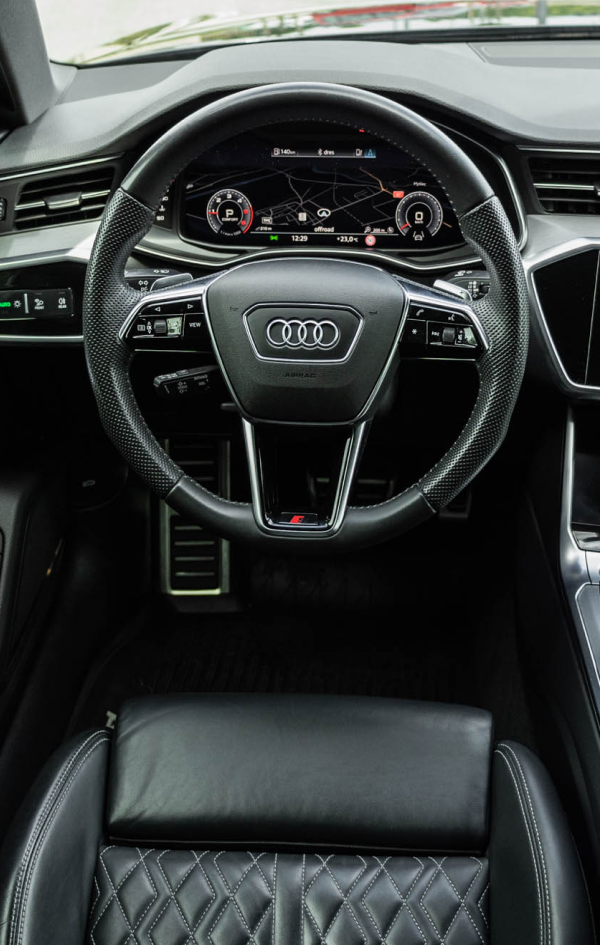 Audi A6 C8